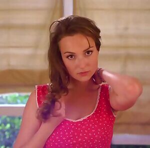 Milana Vayntrub is so fucking hot and cute. The perfect girlfriend to fuck all day