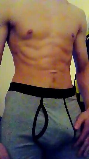 Bored and horny today~