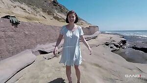 Wannabe nudist shoots her first porn.