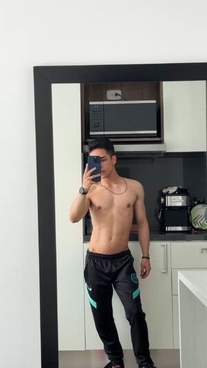 Gay Nipple Play Chaturbate Glamour Model