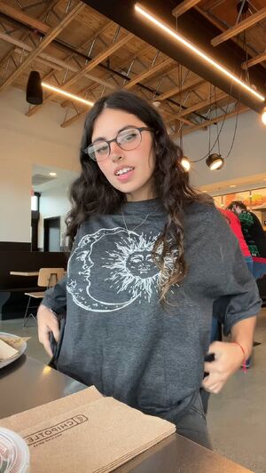 Exposed To Strangers Flashing Public r/CaughtPublic