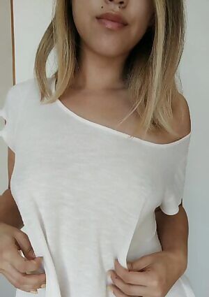 Just a lil titty drop n bounce cause it's Friday! 😛