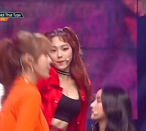 Gugudan - Mina/Sejeong Ft Hana