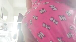 Big bum. And pandas 😍🐼