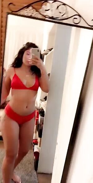 My 18 year old little sister showing her ass off in the mirror. I’ll share more if you guys like this