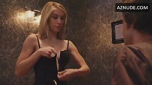 Jennifer Holland in this scene ...