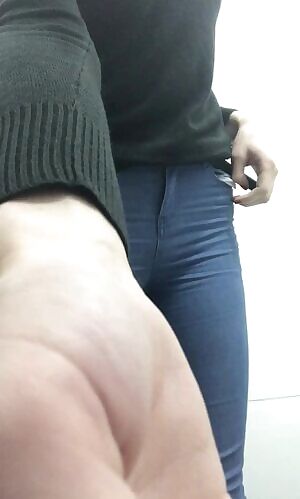 Trying to think of a good title. nah just look at my ass and give me upvotes