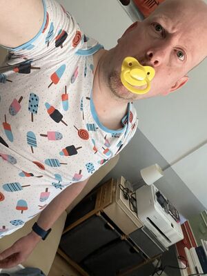 Diaper Lovers Amateur Femdom Fetish German
