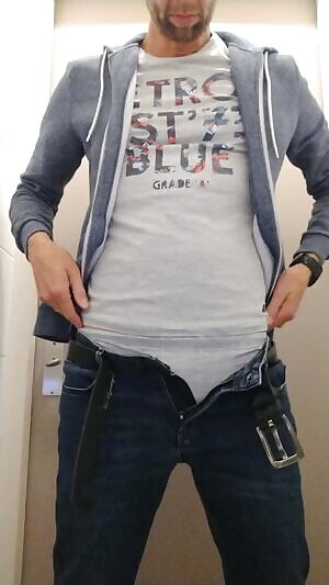 Let's start the week with a positive vibe😋 38M4F