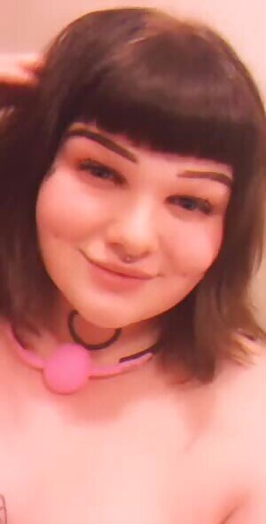 gagged & growing 🍆🥰