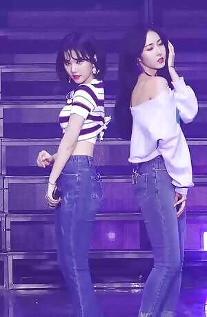 Gfriend - Eunha & Sinb