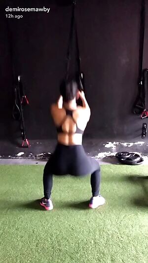 Demi workout