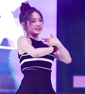 Fromis_9 - Jisun milk truck collision