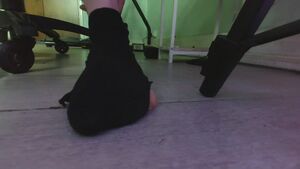 Ripped Clothing Feet Socks