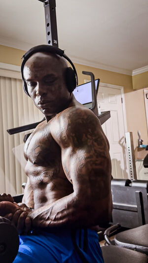 Gay Muscle Amateur Big Dick Fit