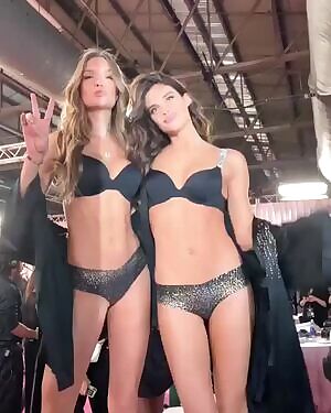 Josephine Skriver and Sara Sampaio