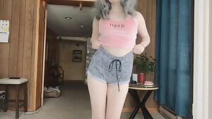I figured short shorts were a good start to my first post in this thread 🌷😅