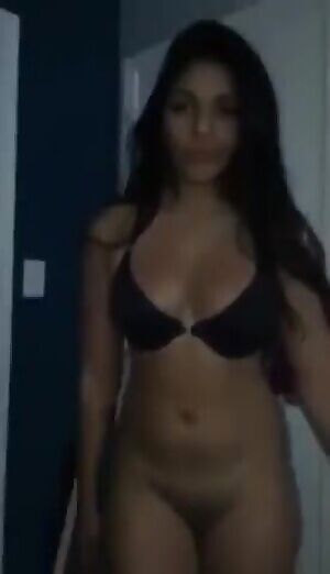 Belizean Showing Off