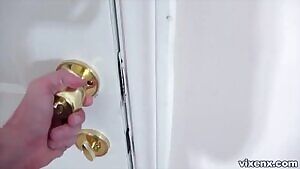 Melissa Moore - Looking For More Experience