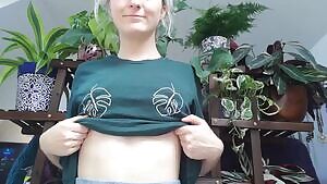 Itty bitty titty drop 💚