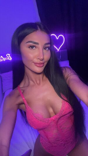 OnlyFans Creators Amateur Ass Boobs Cute