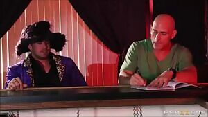 How To Pick Up A Busty Milf Like Alura Jenson