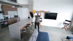 Don't Break Me - Latina Snack Shay Evans