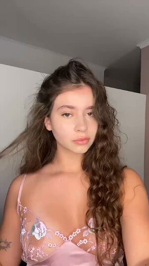 Tiny Wet Asians Babe Homemade Natural Tits