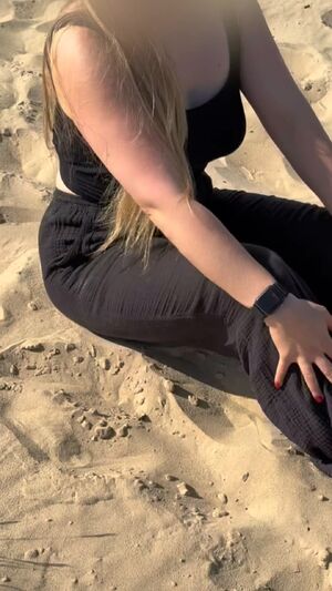 I love being naked on the beach