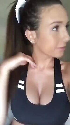 Short clip in Workout Wear