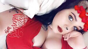 Happy candy day! I may not have a Valentine but I’ve been spoiling myself ;)