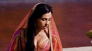 Naomi Scott would’ve looked so good in Jasmine’s slave outfit