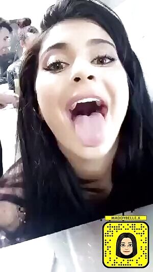 Perfect Kylie Gif To Tribute