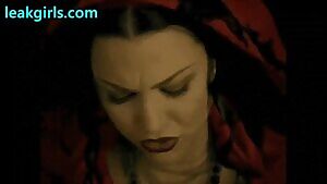 Amy Lee - Dirty Lyrics