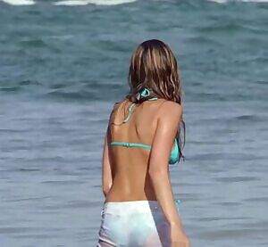 Amanda Bynes - Love Wrecked