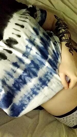 Who wants to cum and play with this Aussie babe?