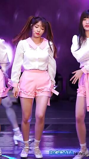 Fromis_9 - Jisun tired and ready to cum