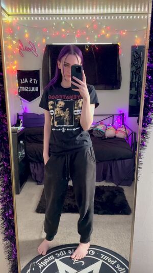 Tik Tok Alt Alternative Amateur Emo