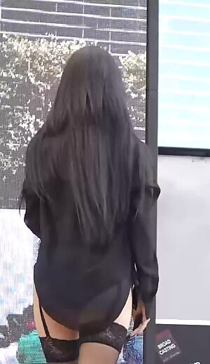 Girl Crush Bomi Want that Asian Ass