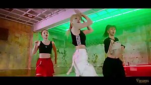 Dreamcatcher’s dangerous trio: Sua, Yoohyeon and JiU!