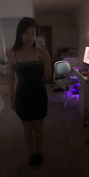 Nothing under my dress but me ! ☺️ hope you all have a good day!