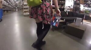 Think she feels the breeze?