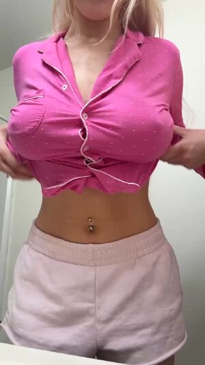 Busty natural drop