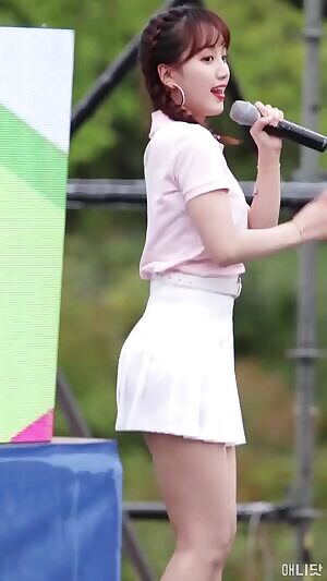 Cherry Bullet - Haeyoon