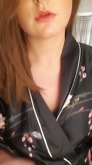 May your saturday be filled with squeezable breasts and peachy bottoms 🍑