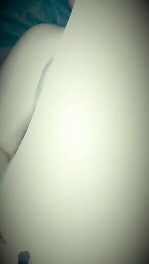 First post here. Let me know what you think and if you'd like to see more.x 💕