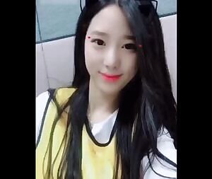 Berry Good - Johyun surely loves to Tongue