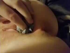 afternoon happy hour special. Setting up 15 minute rapid hot kik sessions for only $20. I will for sure set up with the first 4 to respond. Possibly 6 if time permits. Accept PayPal, Amazon, Venmo, Squarecash, and Google Wallet. Let's schedule on kik .