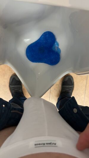 Male Pissing Amateur Big Dick Cock