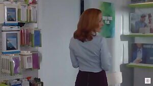 Gillian Anderson is a good reason to watch the XFiles